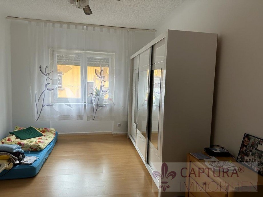 Zimmer Beispiel 2 Mehrfamilienhaus Saarbr�cken / Malstatt