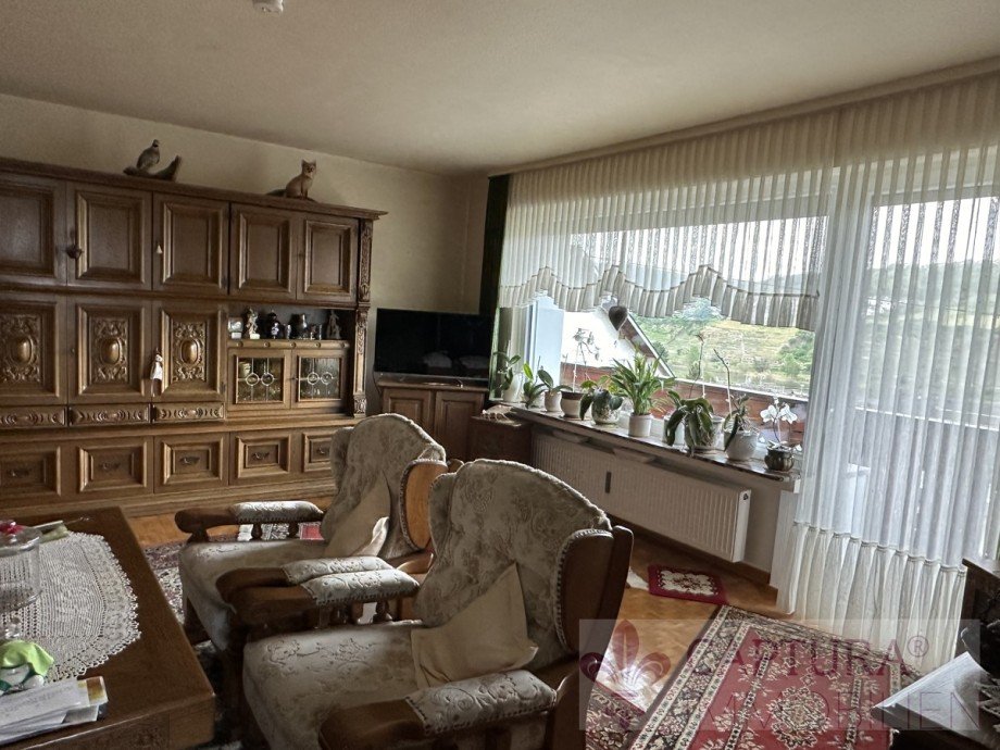 Wohnzimmer Whg Obergeschoss Mehrfamilienhaus Kobern-Gondorf