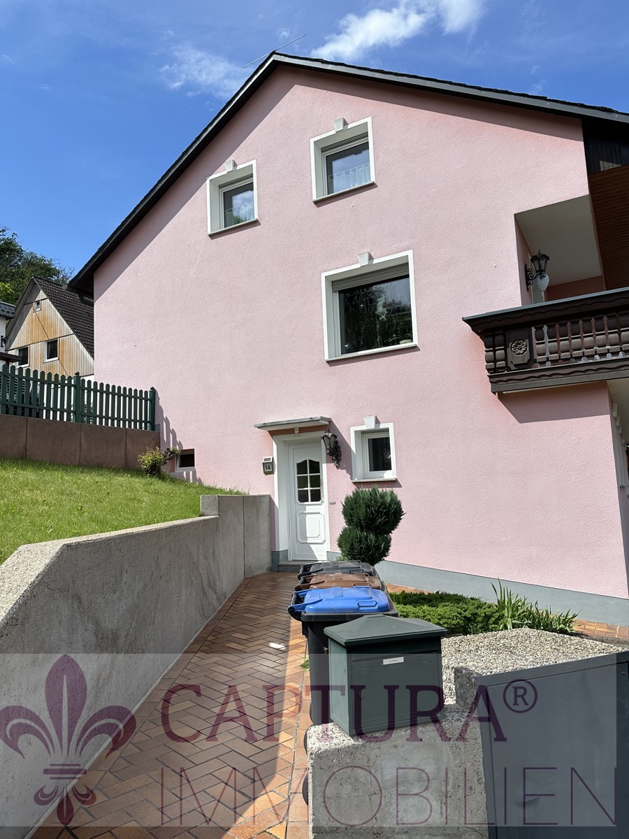 Separater Eingang zur Whg Untergeschoss Mehrfamilienhaus Kobern-Gondorf