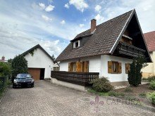 Anwesen mit Zufahrt zur Garage Freistehendes EFH im Mandelbachtal