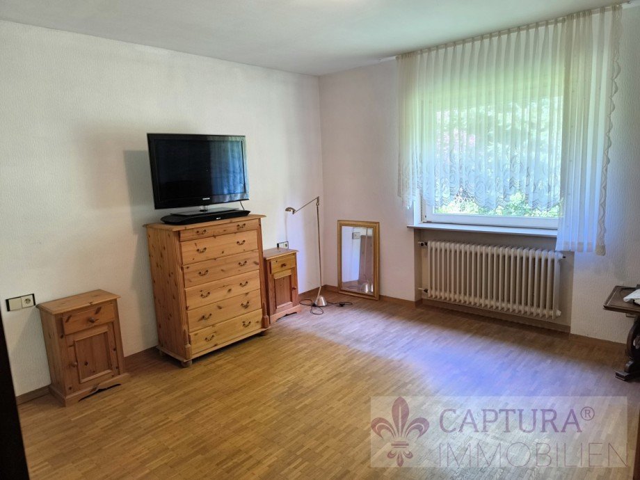 Schlafzimmerbeispiel Einfamilienhaus Sulzbach/Saar