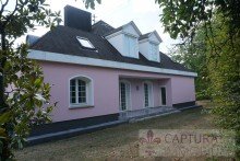 Seitenansicht Einzigartiges Villenanwesen! Nachhaltiges Energiekonzept! Gro�es Grundst�ck mit 2 Baupl�tzen!