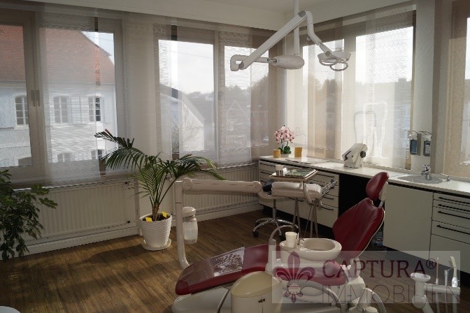 Behandlungsraum 1. OG B�ro / Praxis Heusweiler