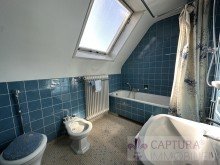 Badezimmer Charmantes Zweifamilienhaus mit gro�em Grundst�ck und Entwicklungspotenzial!
