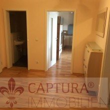 Der Flur mit Zugang zum G�ste-WC und Wohnzimmer Exklusive Altstadtwohnung im Herzen von Ingolstadt!