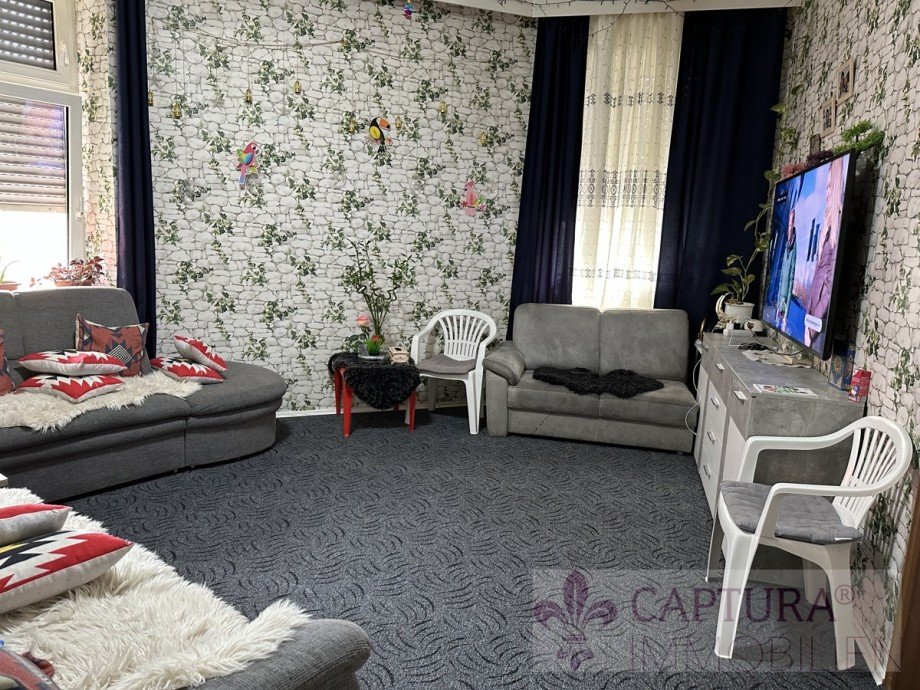Wohnzimmer Beispiel Mehrfamilienhaus Neunkirchen