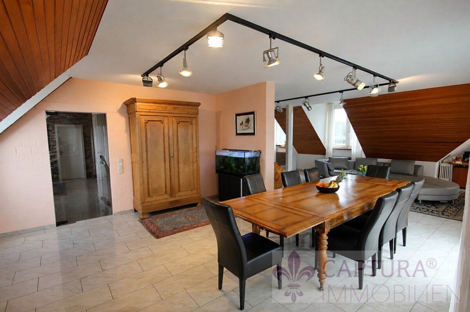 Esszimmer OG Villa Wallerfangen / Oberlimberg
