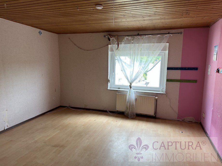 Zimmer 2 EG Zweifamilienhaus Quierschied / Fischbach