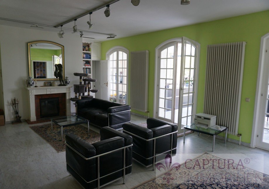 Kaminzimmer EG Villa Wallerfangen / Oberlimberg