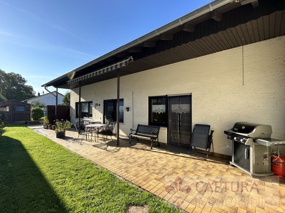 Die gro�z�gige Terrasse Einfamilienhaus Rehlingen-Siersburg / Niedaltdorf