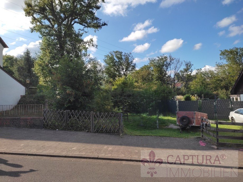 Stra�enfront Gemischt-Grundst�ck Schiffweiler / Landsweiler-Reden