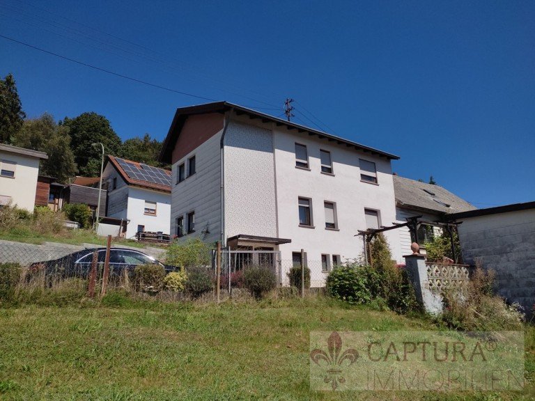 Frontansicht Eppelborn / Dirmingen Doppelhaush�lfte Idyllisches Ein-Zweifamilienhaus mit Potenzial in ruhiger Lage von Eppelborn-Dirmingen!