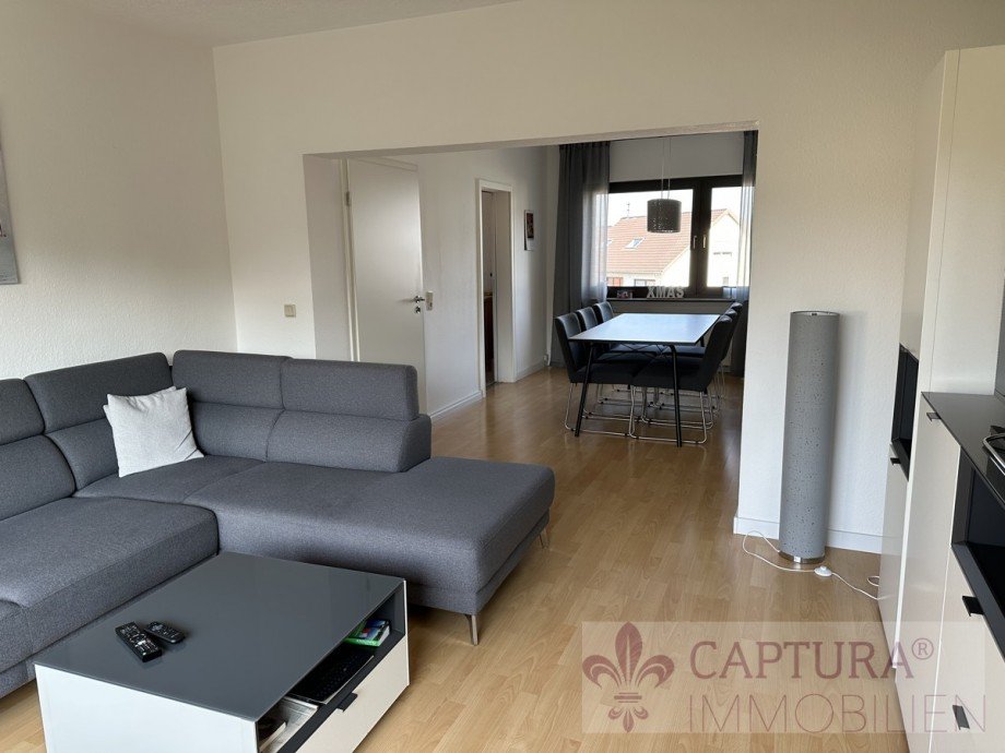 Wohn- und Esszimmer OG Zweifamilienhaus Illingen